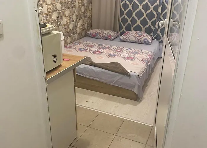 דירה радецки וארנה